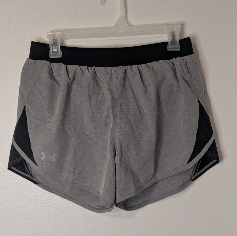 Under Armour Heat Gear Women's Athletic Shorts in Gray and Black